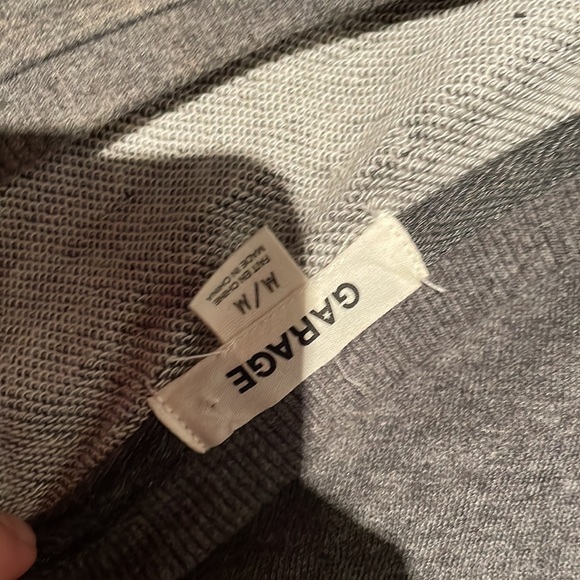 Garage long sleeve with twist in front - Picture 3 of 3